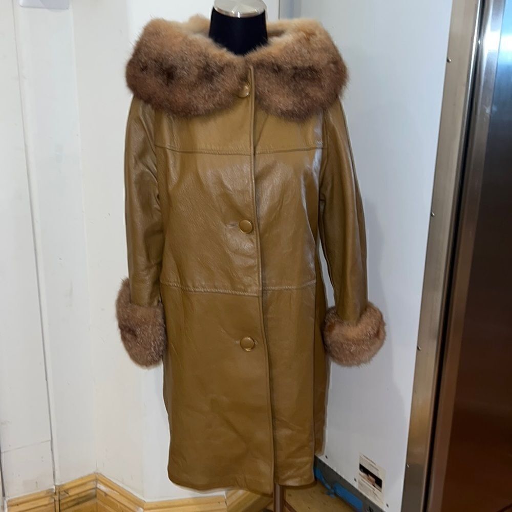 Womens REAL leather coat tan with fur